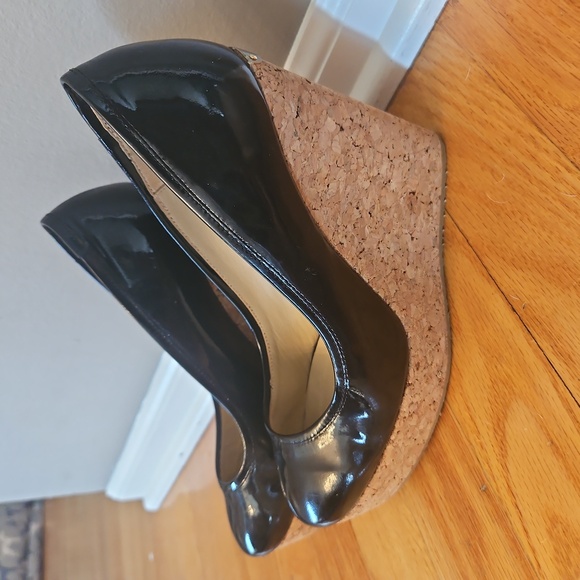 Jimmy Choo Patent Leather Pumps 7.5 - Picture 9 of 11